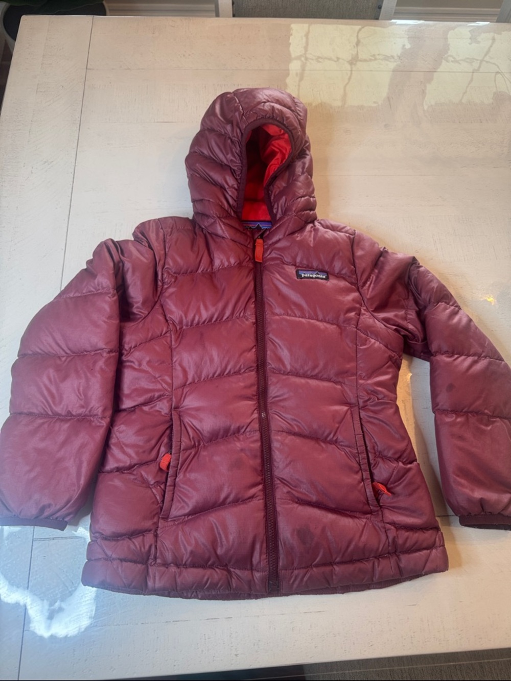 Girls Patagonia Hi Loft Down Puffer Hoodie Coat Winter Maroon Red 
Jacket XS